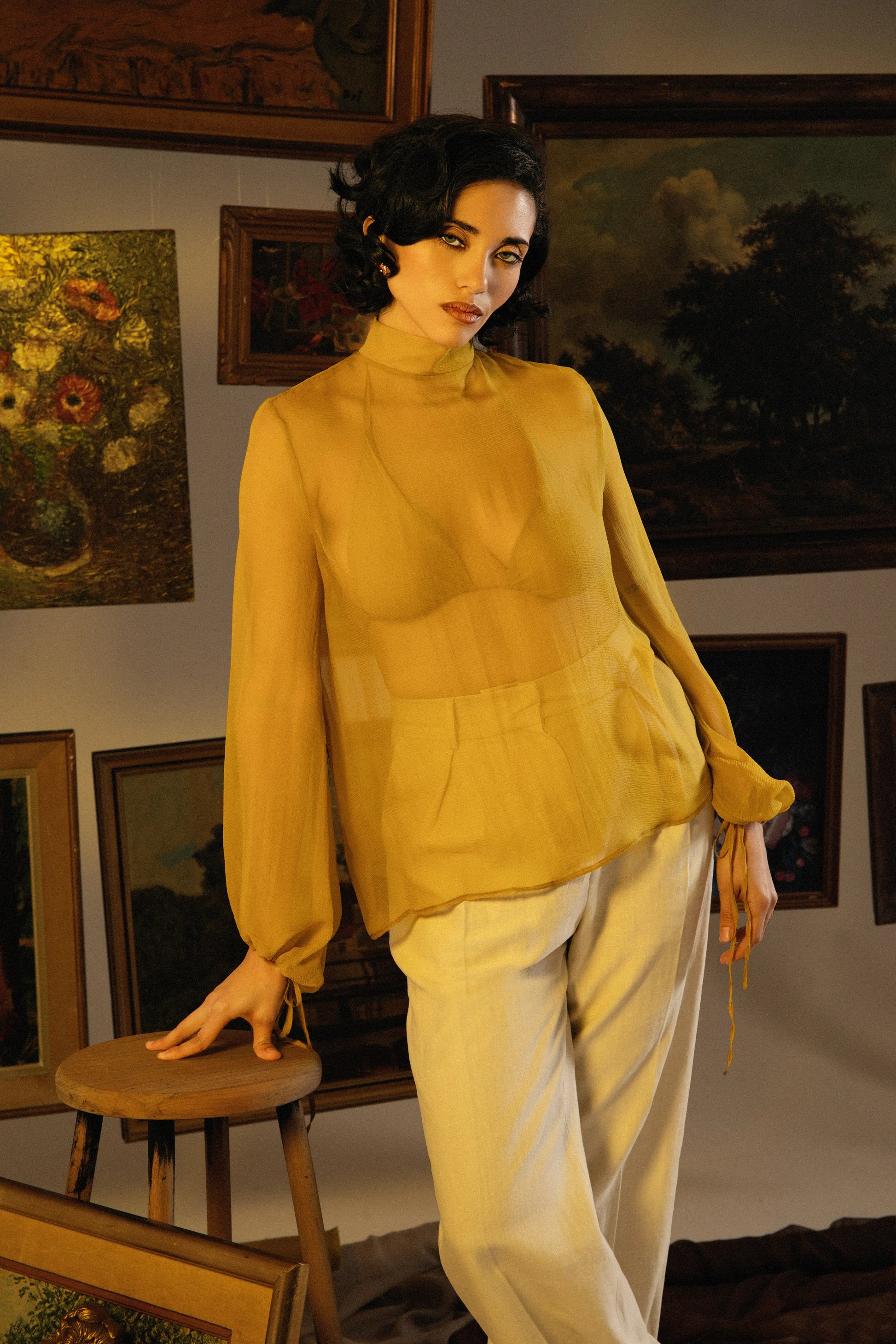 blouse en mousseline de soie transparente